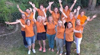 Das Team vom Verein „Rund ums Kind“, das ausschließlich aus Frauen besteht, freut sich über die 70. Auflage des Secondhandmarktes.