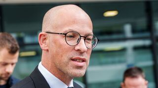 Es gebe bislang keine Hinweise auf ein extremistisches Motiv, sagte Oberstaatsanwalt Mies.