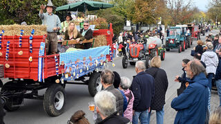 Bei der diesjährigen Rorrer Kerb (24. bis 27. Oktober) steht der Umzug am 26. Oktober auf dem Programm. Unser Bild zeigt den Kerweumzug im vergangenen Jahr.