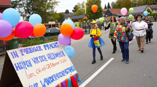 In farbiger Pracht warb der Gadernheimer Landfrauenverein für die Fastnacht am 6. und 7. Februar 2026.