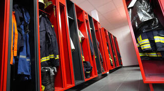 Neu gestaltet wurde unter anderem der Umkleidebereich des Feuerwehrgerätehauses.