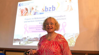 Im Rahmen des „Pinktober“ zeigte Dr. Cordula Müller auf, wie Frauen sich effektiv schützen können.