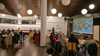 Die Vorschläge, die die Bürger bei den Zukunftswerkstätten wie hier im Bürgerhaus erarbeitet haben, sollen sich am Ende im Kommunalen Entwicklungskonzept wiederfinden.