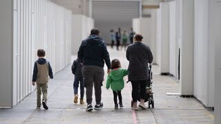 Flüchtlinge mit eingeschränktem Schutzstatus dürfen derzeit keine Familienangehörigen zu sich nach Deutschland holen. (Symbolbild)