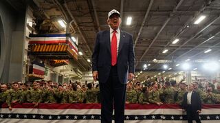 Trump besucht US-Truppen.