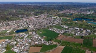 Bensheim aus der Luft gesehen. Wie sich die Stadt in den kommenden Jahren räumlich entwickeln könnte, wird im neuen Regionalplan Südhessen festgelegt.