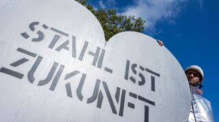 An dem «Stahlgipfel» in Berlin nehmen auch Vertreter von Stahlerzeugern und Gewerkschaften teil. (Archivbild)