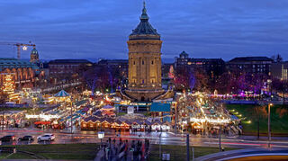 Rund um den Mannheimer Wasserturm wird es ab 23. November wieder weihnachtlich.