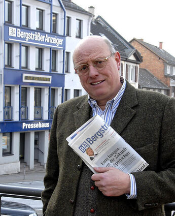 Trauer um Karl-Josef Bänker: Der frühere Chefredakteur des Bergsträßer Anzeigers ist mit 73 Jahren gestorben.