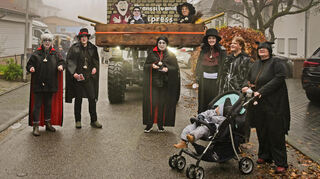 Mit dem „Transsilvanien-Express“ erinnerte die Chorwerkstatt an ihren Ausflug nach Rumänien.