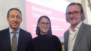 Chefarzt Stefan Baumann (links), Leitender Oberarzt Bernd Mark sowie Oberärztin Jamila Kremer informierten über Ursachen, Risiken und Symptome des Herzinfarkts.