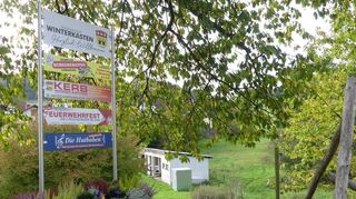 In Winterkasten wurden neue Hinweisschilder aufgestellt.