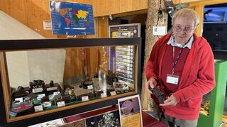 Werner Michel berichtete im Felsenmeer-Informationszentrum über Asteroiden und Meteore.