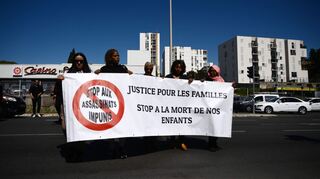 In den von Drogengewalt beherrschten Viertel in Marseille protestieren Bewohner und Betroffene gegen den Rauschgifthandel (Archivbild).