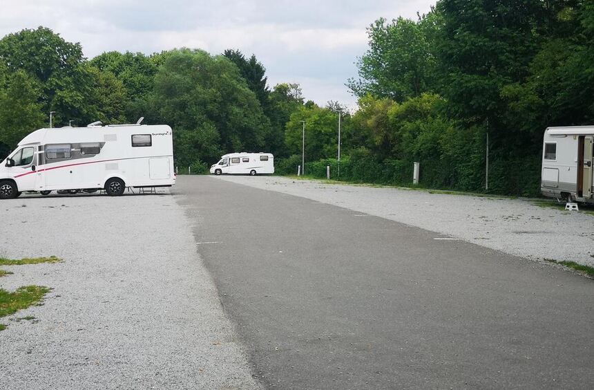 Significantly increased parking fees for motorhomes in Lorsch are being ...