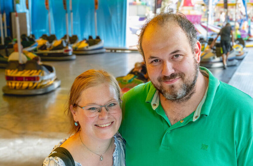 Wie Jennifer und Benjamin Krämer beim Bergsträßer Winzerfest die Liebe ...
