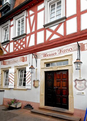 <p>Das älteste Wirtshaus in Lorsch hat wieder geschlossen. Die jungen Pächter haben nach nur einjährigem Betrieb Insolvenz angemeldet. Nachfolger mit überzeugendem gastronomischem Konzept werden gesucht.</p>