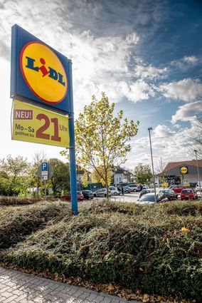 <p>Der Discounter Lidl würde seine Filiale in Auerbach gerne erweitern - in der jüngsten Sitzung des Ortsbeirats übten Anwohner Kritik an diesen Plänen.</p>