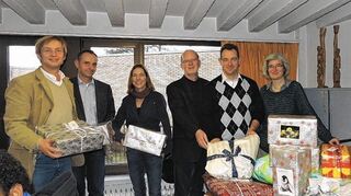 <p>Freuten sich über reges Interesse: Renatus Keller, Andreas Debus, Stefanie Honig, Eberhard Kabisch, Christian Schönung und Uta Voll.</p>